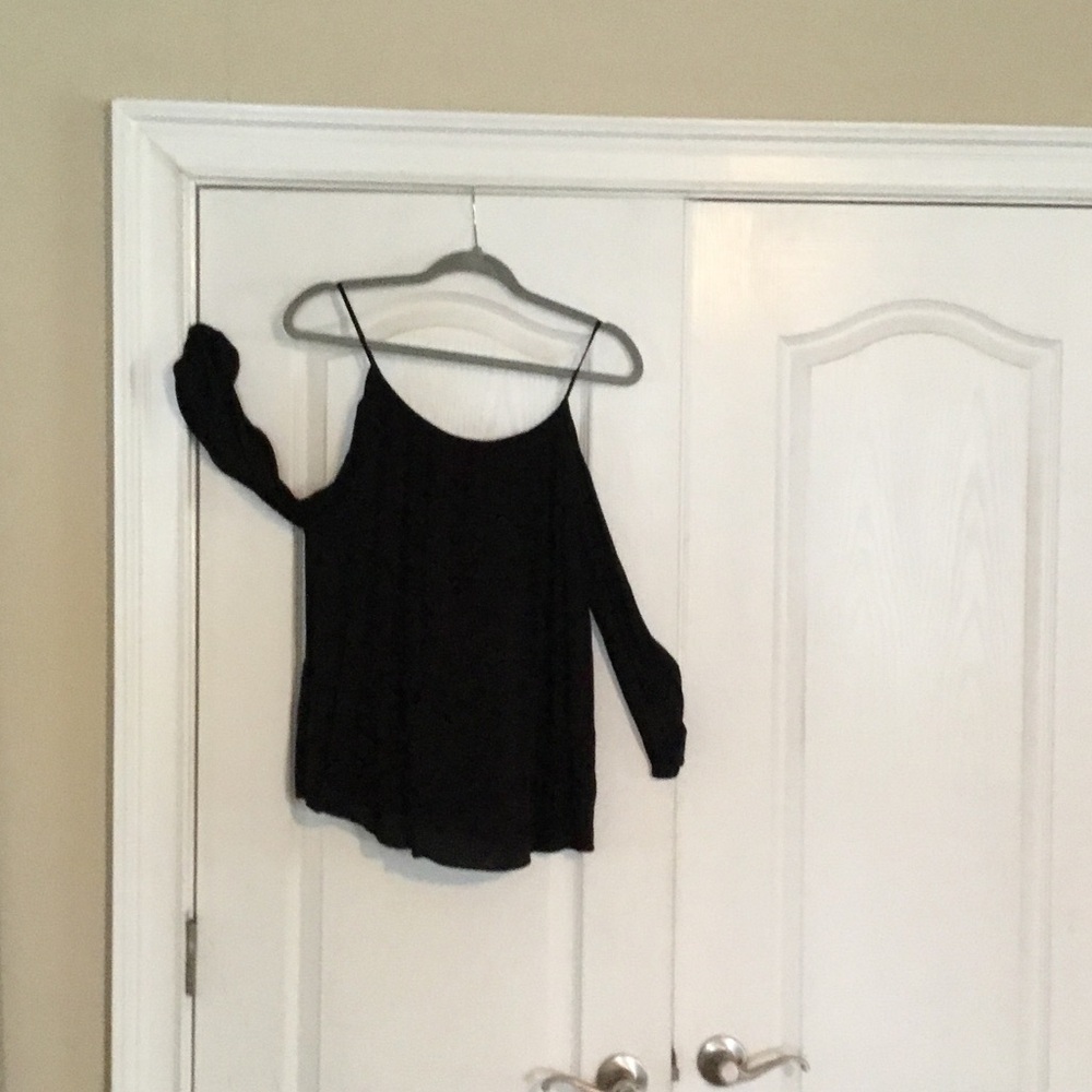 Express Black Off-Shoulder Long Sleeve Blouse